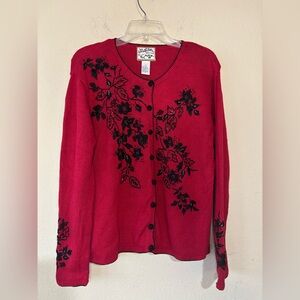 Heirloom Collectibles Womens Floral Embroidered Button Front Cardigan Sweater M